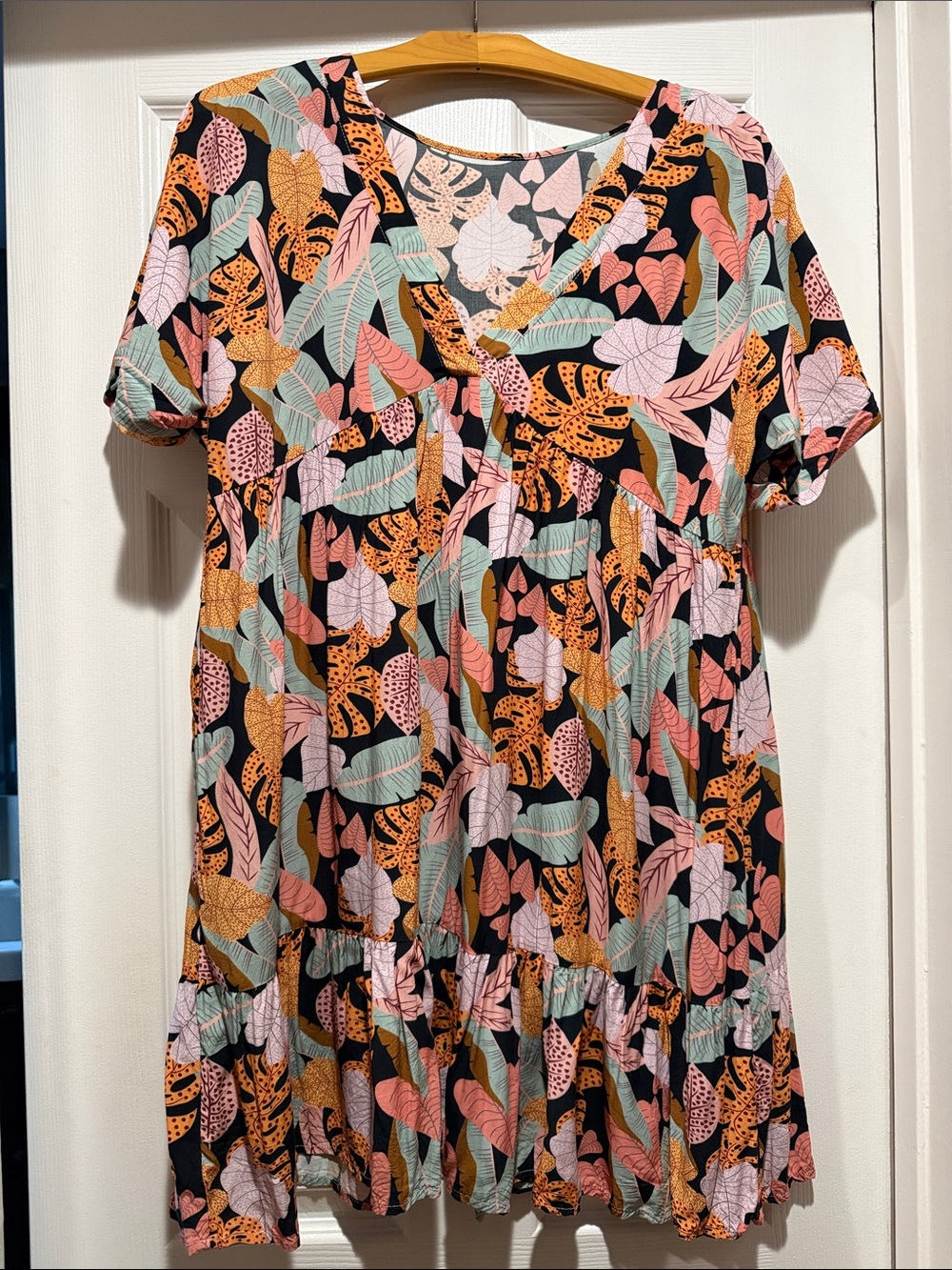 Women's Tropical Leaf Tiered Maxi Dress in Black, Pink & Mint